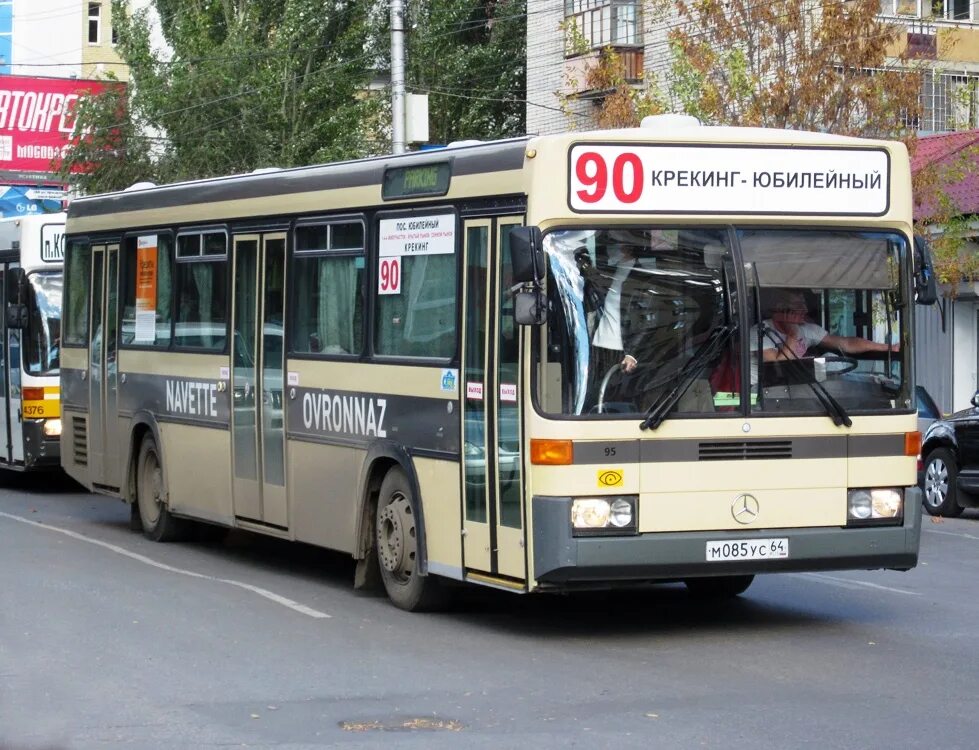 Маршрут 90 автобуса Саратов. Автобус. Саратовский автобус. Саратов общественный транспорт. Ратов автобус