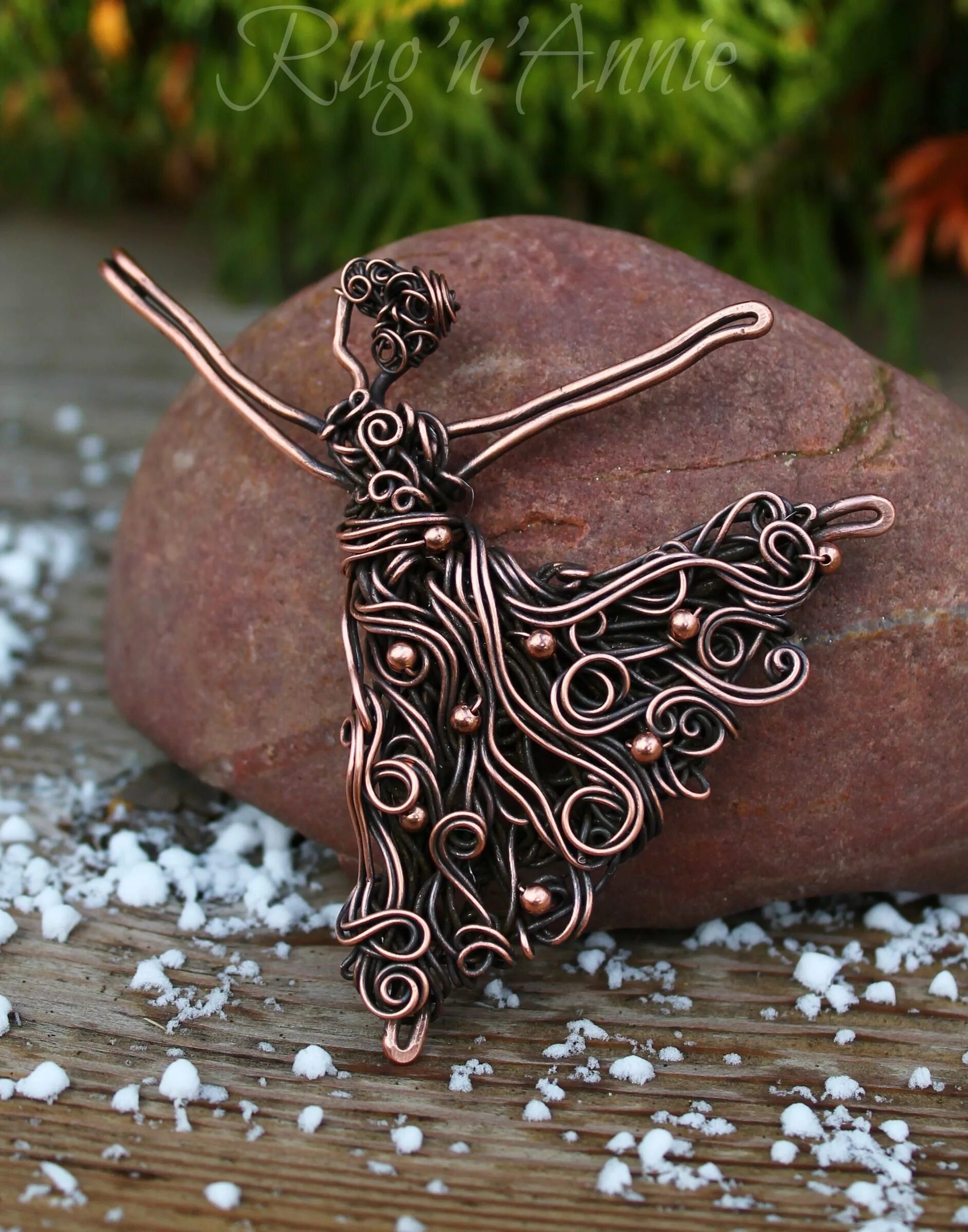 Поделки из проволоки. Украшения из алюминиевой проволоки. Аксессуары из проволоки. Украшения медная проволока. Украшения из медной проволоки.