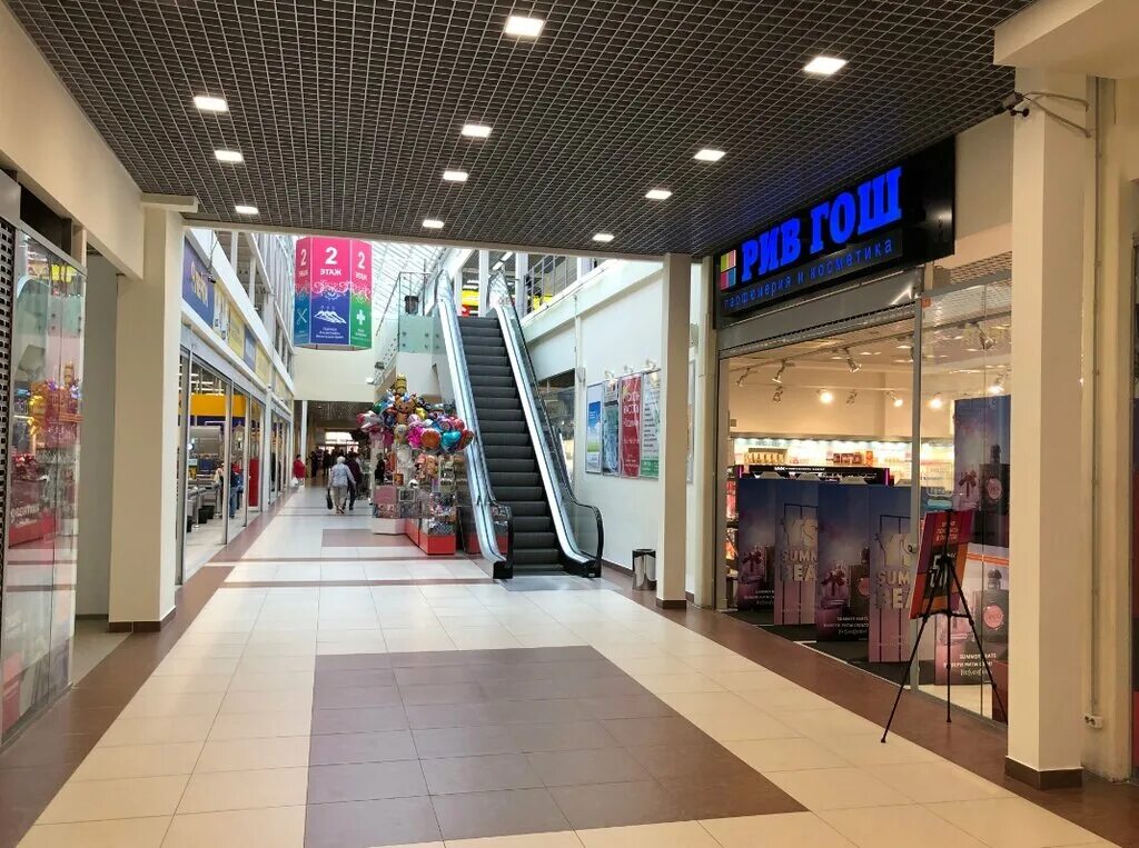 Главный новое девяткино тц. Улица главная 60 девяткино. Торговый центр девяткино. Тк призма новое девяткино магазины. Торговый центр девяткино.