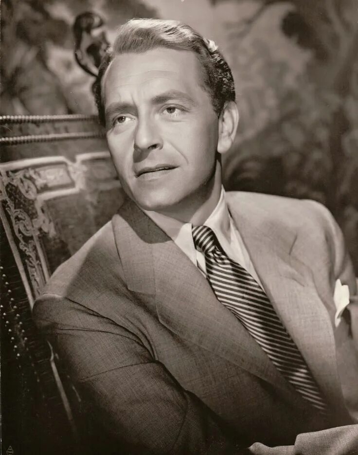 John phillips (actor). Поли артист. Даниэль литтау актер пауль. Мужские стрижки 50-х годов. Пол уокер молодой.