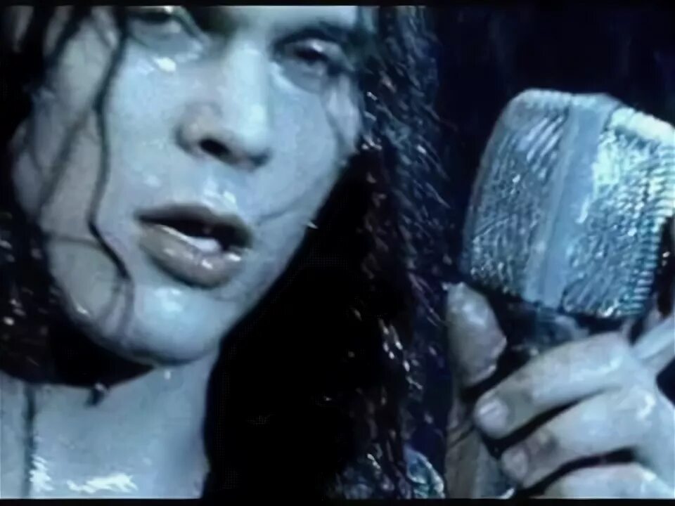 Him tears on tape 2013. Песня cold. Cold stupid girl. Him love in cold. Cold luv.