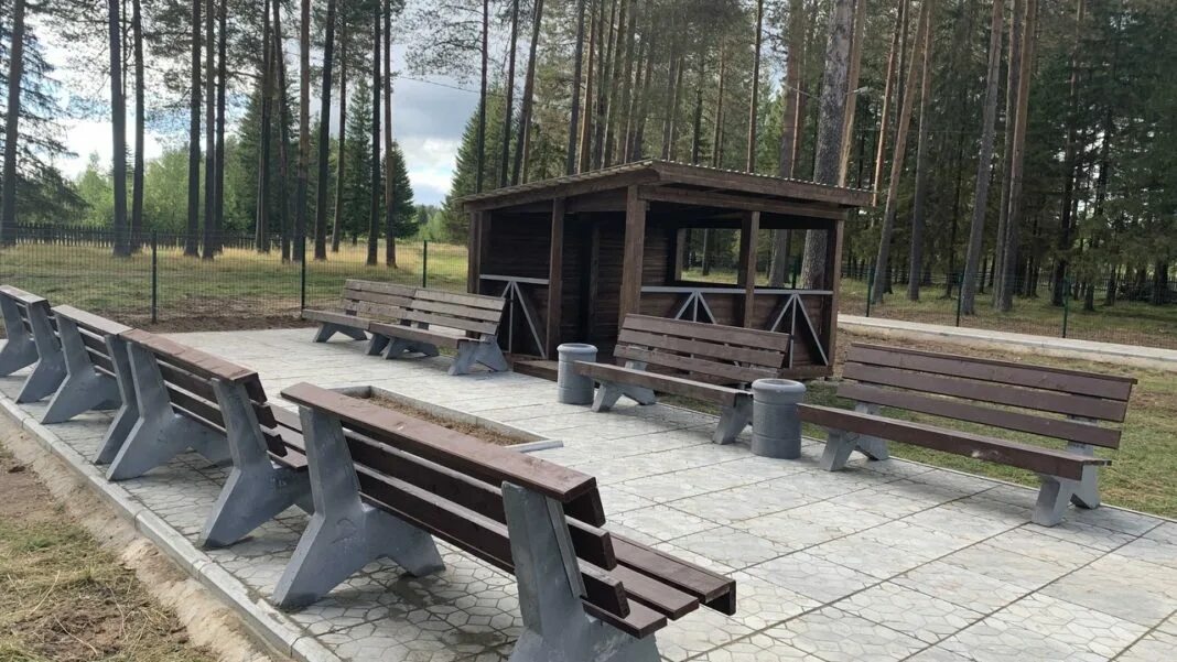 Кавказский заповедник кордон гузерипль. Кордон парк. Сквер дубовый кордон казань. П. Заповедник столбы экотропа.