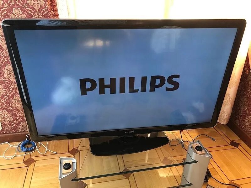 Филипс не видит. Philips 52pfl7762d. Philips 52pfl9703d. Телевизор Philips 52pfl7762d/12. Philips 52.