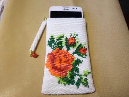 Чехол для телефона из бисера