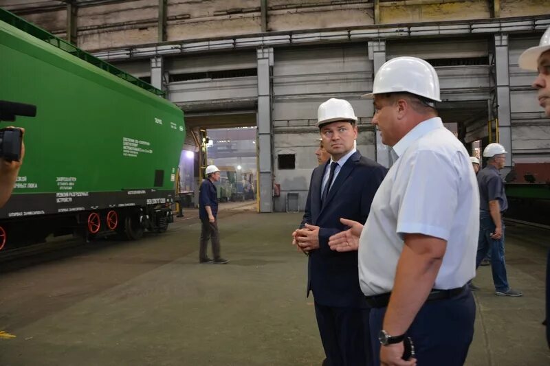 Завод ЗМК Энгельс. Директор завода ЗМК Г.Энгельс. Столбун директор ЗМК.