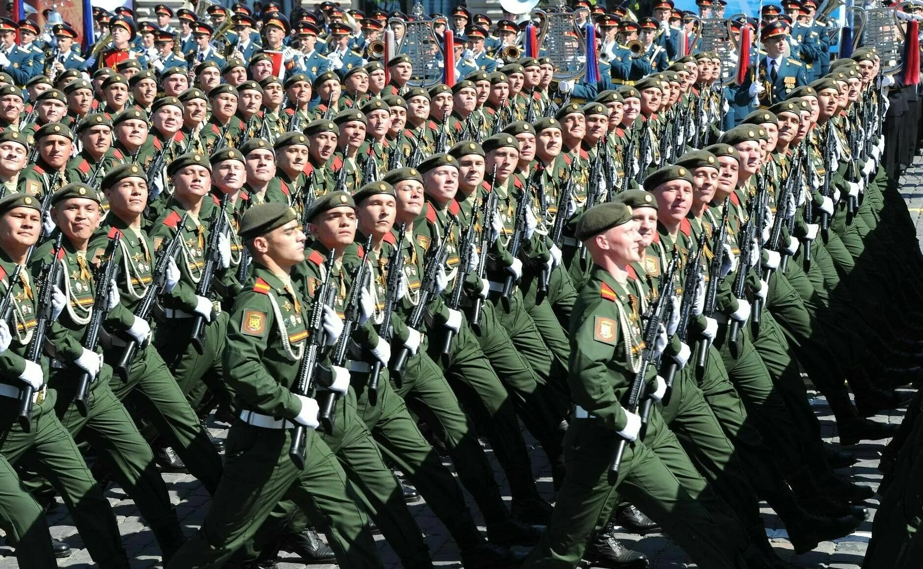 Российская армия. Вооруженные силы РФ. Российская армия парад. Современная Российская армия. Армия вооруженных сил рф