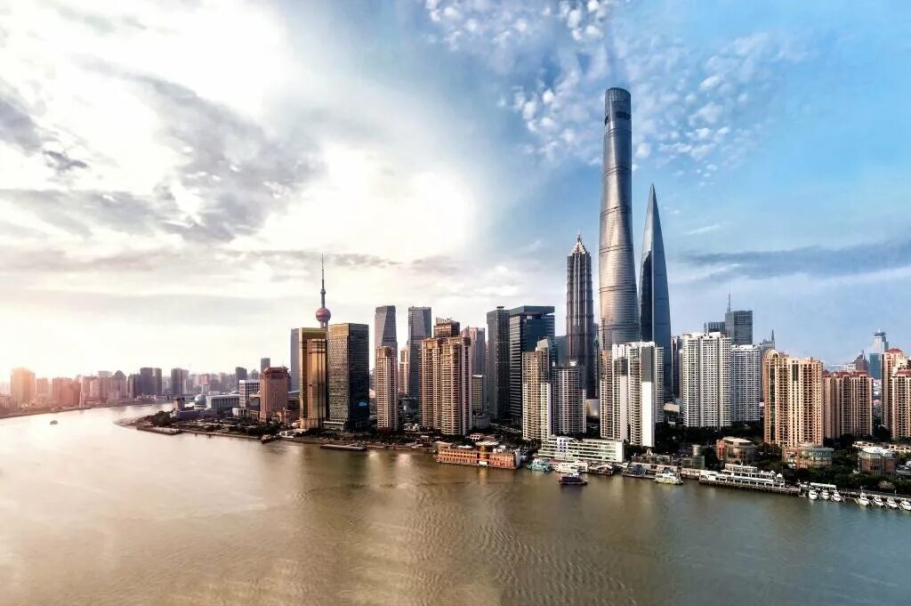 Шанхай небоскребы. Шанхайская башня небоскрёбы Шанхая. Шанхайская башня (632 м). Шанхай, Китай. Шанхай ТОВЕР небоскреб. Самое высокое здание в Шанхае.