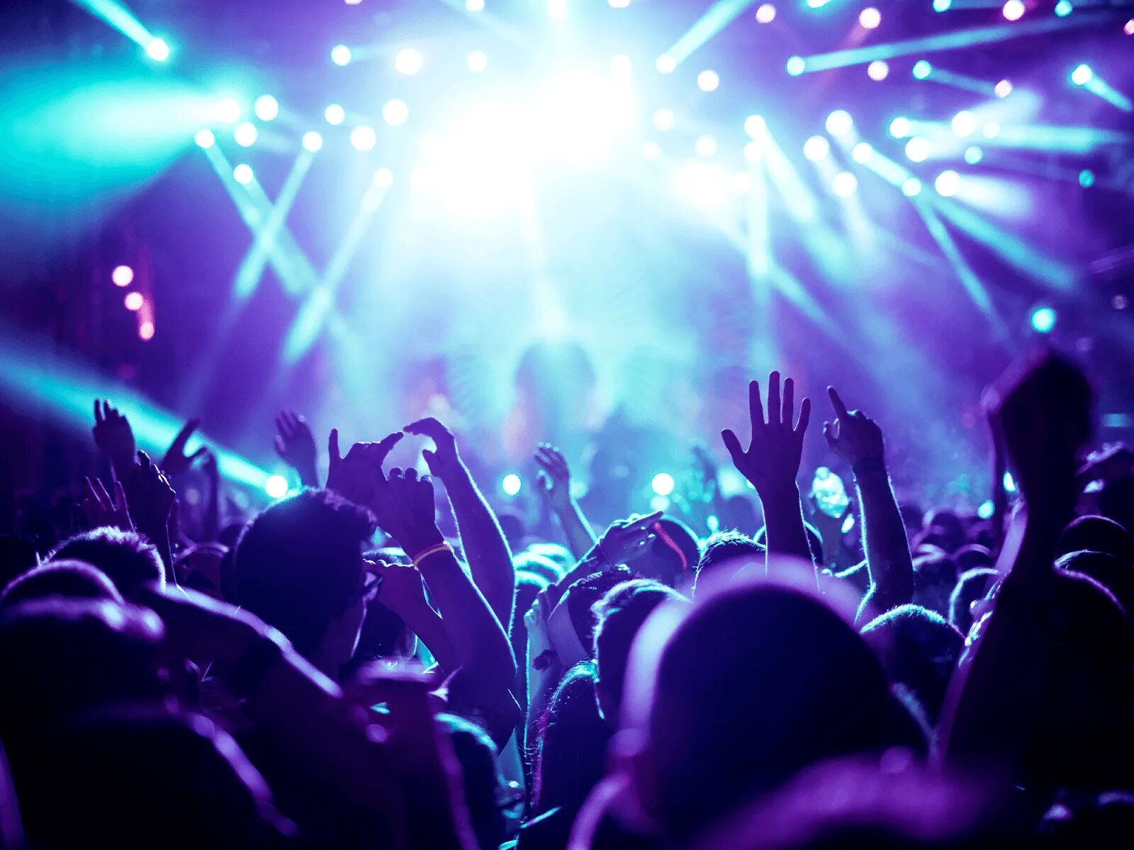 Музыкальная тусовка. Музыка пати. Музыка пати. Музыка пати. Тусовки с друзьями.