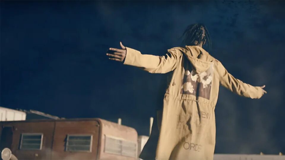 Travis scott i know video. Трэвис скотт. трэвис скотт антидот. travis scott jacket. travis scott antidote.