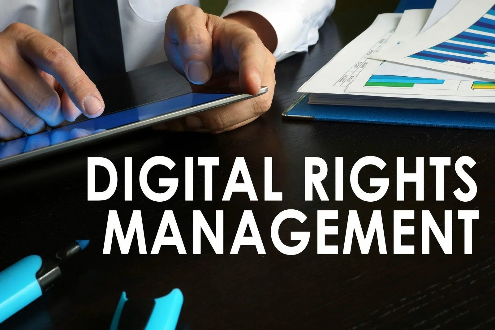 Drm. Digital rights. Digital rights management. День против drm картинки. Human rights digital.