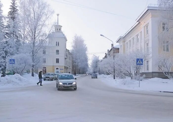 Сайты города сыктывкар. Улица Коммунистическая Сыктывкар. Улица Советская Сыктывкар. Улица Чернова Сыктывкар. Ул Первомайская Коммунистическая Сыктывкар.