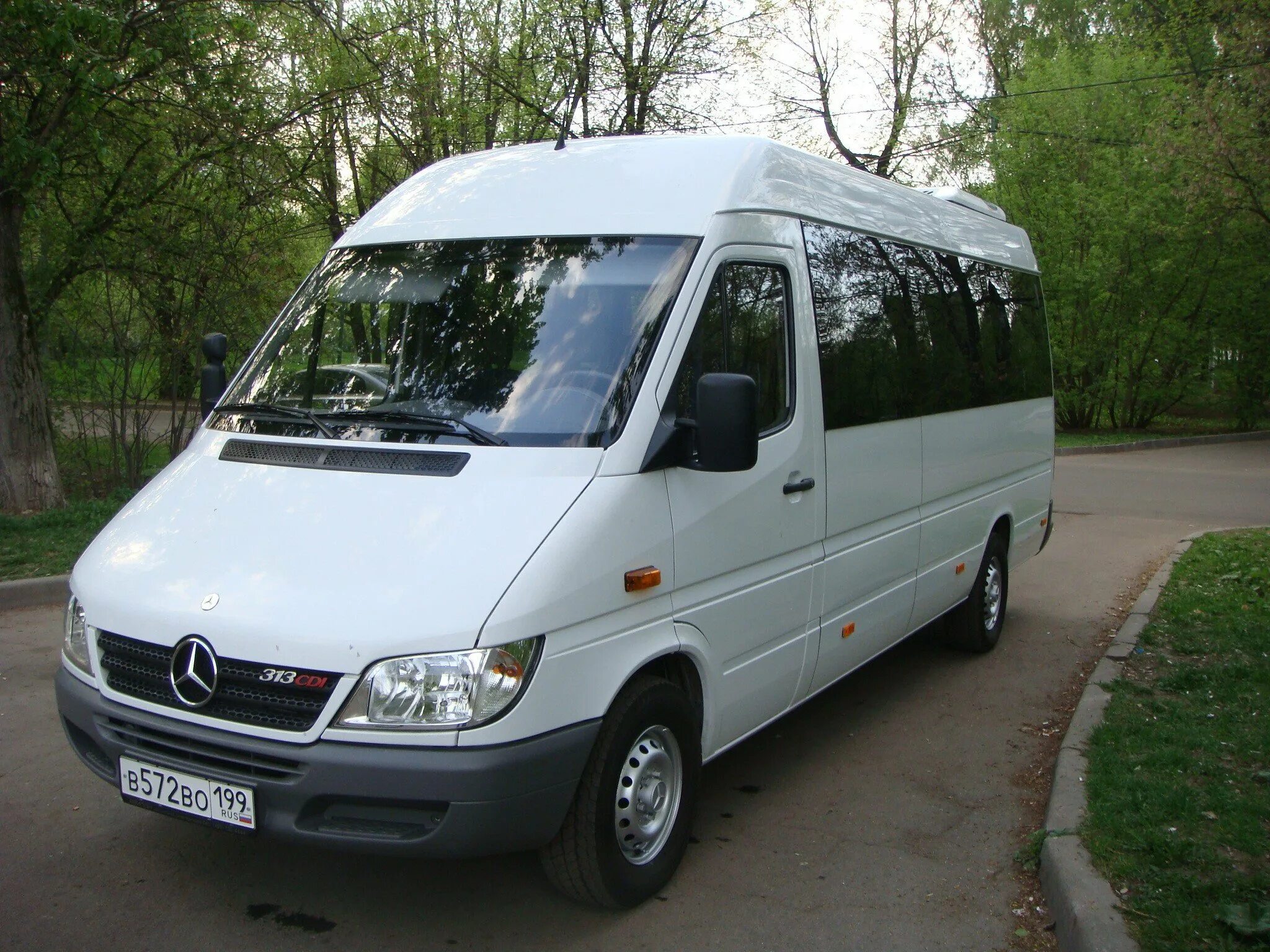 Мерседес Бенц Спринтер пассажирский. Mercedes-Benz Sprinter 313. Мерседес Спринтер 313. Мерседес Спринтер 313 пассажирский.