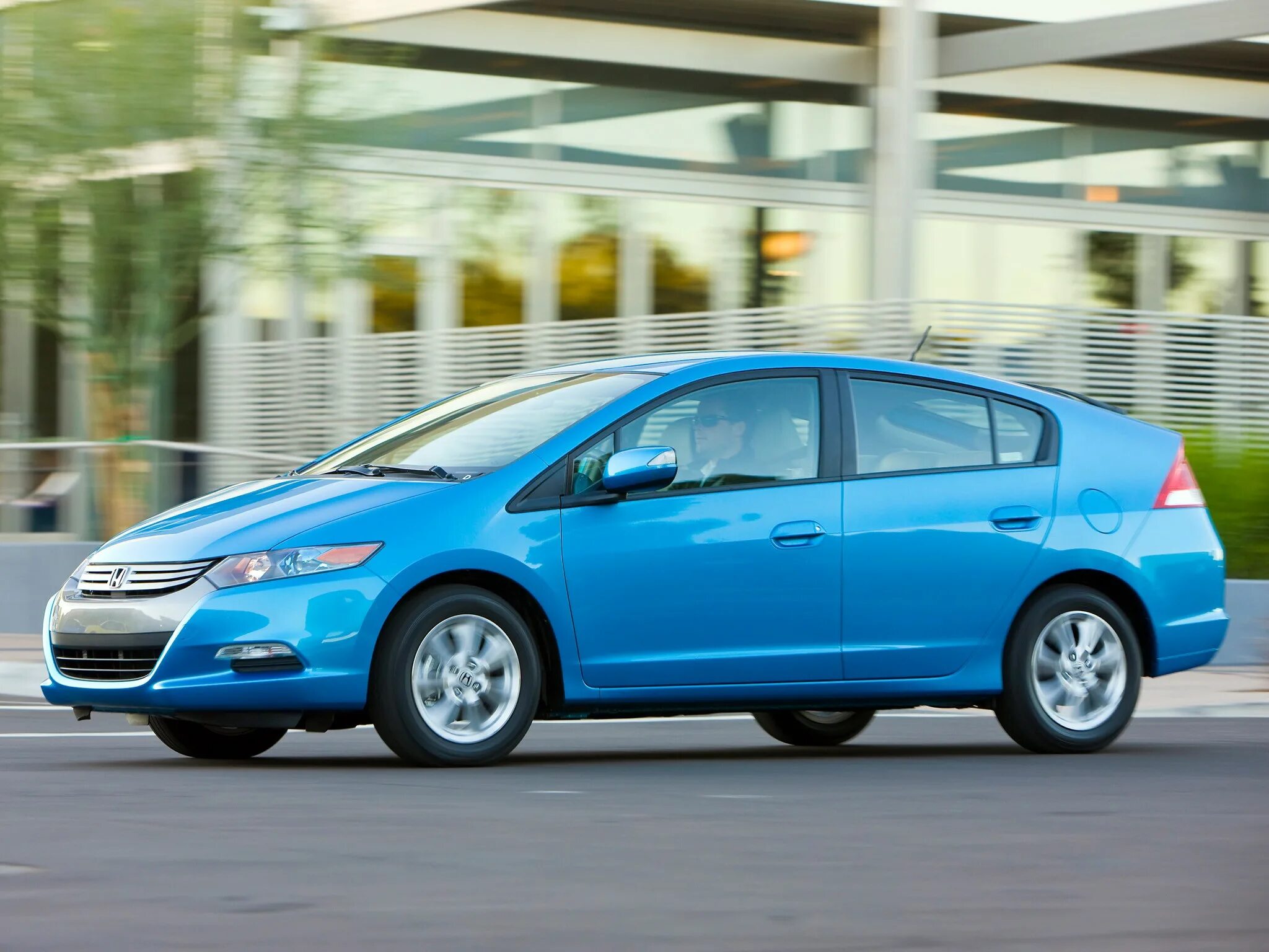 Инсайт 3. Honda Insight Hybrid 2010. Хонда Инсайт гибрид 2009. Honda Insight 2 поколение. Honda Insight II 2010.