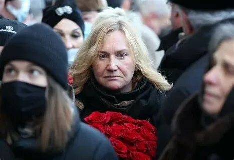 Батурина открыла