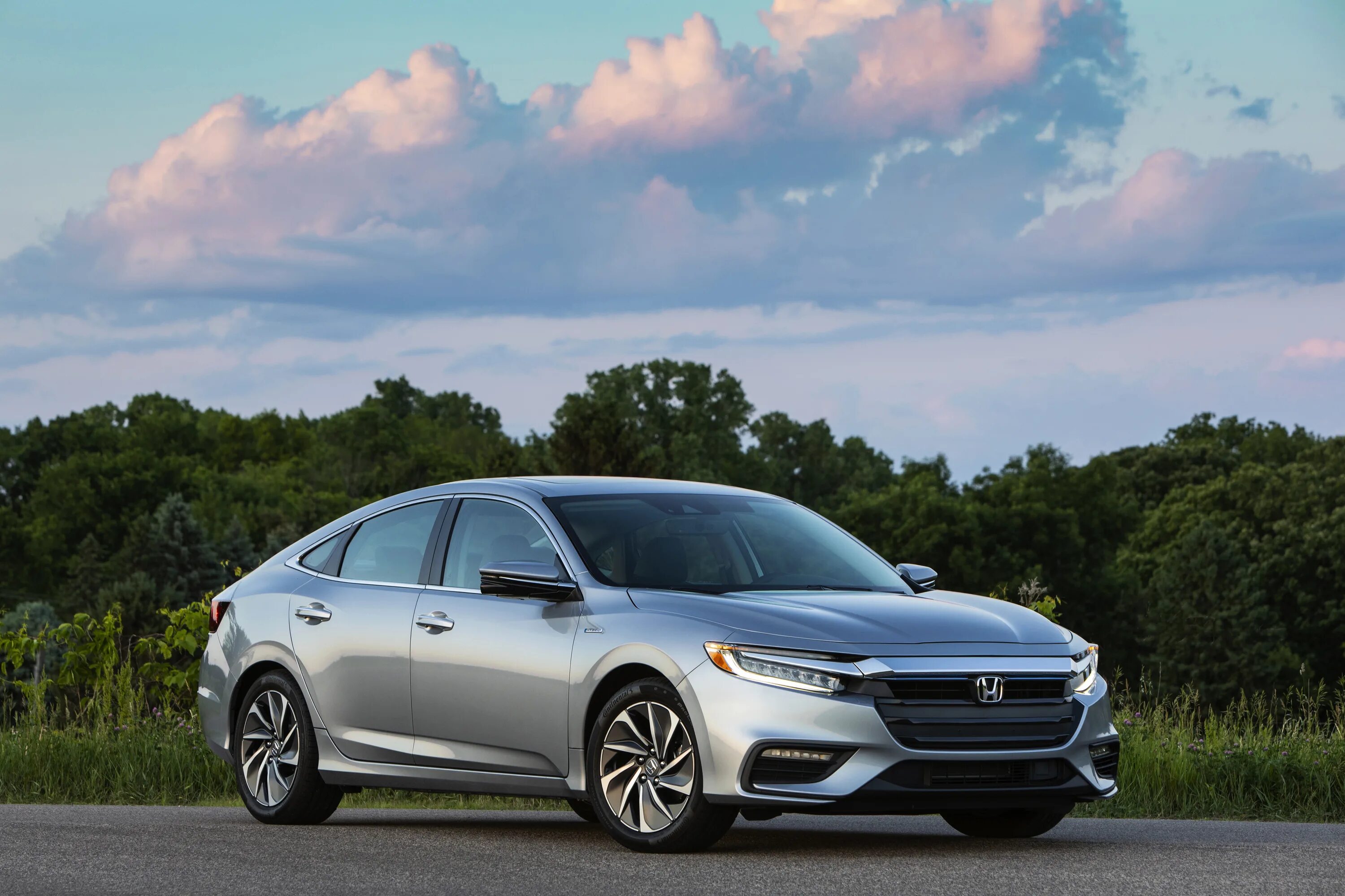 Новых инсайтов. Honda Insight 2018. Хонда Инсайт 2019. Honda Hybrid Insight 2019. Honda Insight III, 2019.