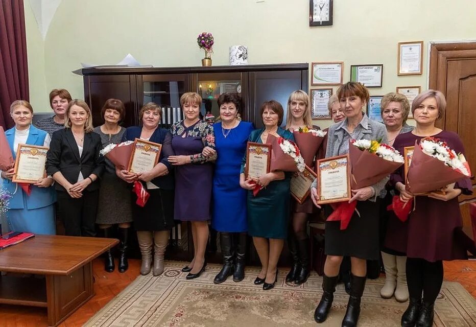 Администрация Великие Луки. Сайт администрации города Великие Луки. Работники администрации города Великие Луки. Соцзащита Великие Луки. Великие луки сайт администрации