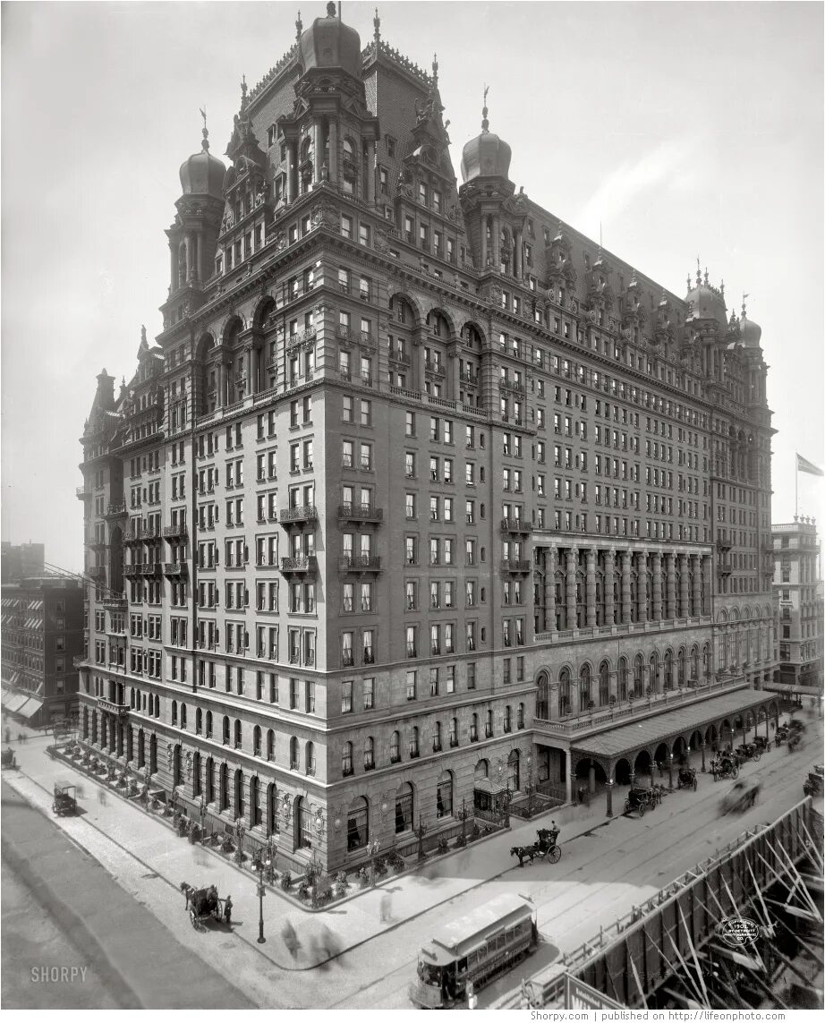 Архитектура начало 21 века. Waldorf Astoria Нью-Йорк. Waldorf Astoria отель. Зингер Билдинг Нью-Йорк. Отель «Уо́лдорф-Астория» в Нью-Йорке.