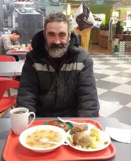 Выгнали из кафе