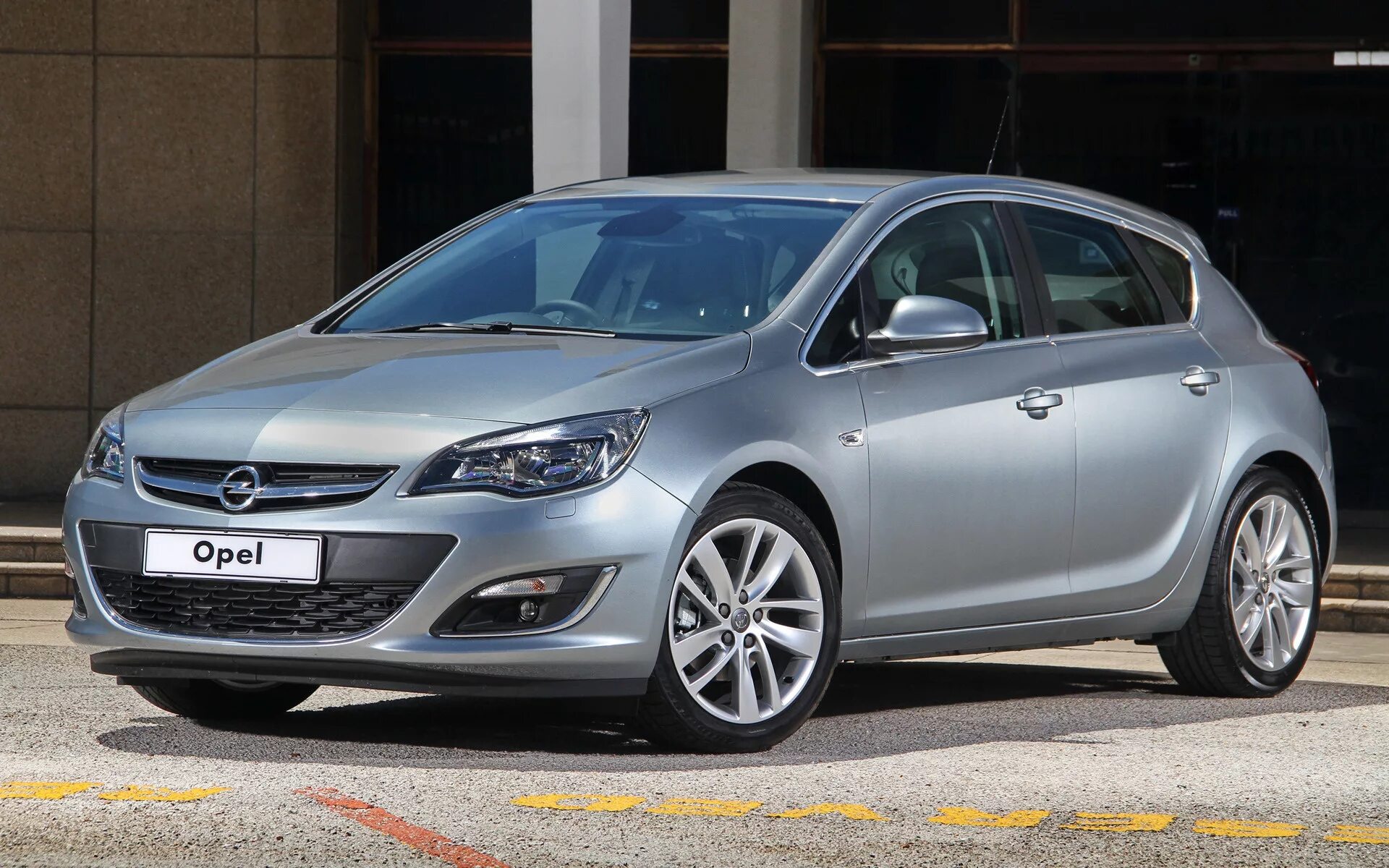 Opel astra j дизель. Opel astra 2014. opel astra j. опель астра 2015. opel astra j 2014.