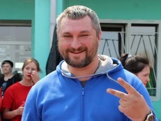 Не) глупые вопросы от студентов начальнику спортивного клуба - смотреть видео он
