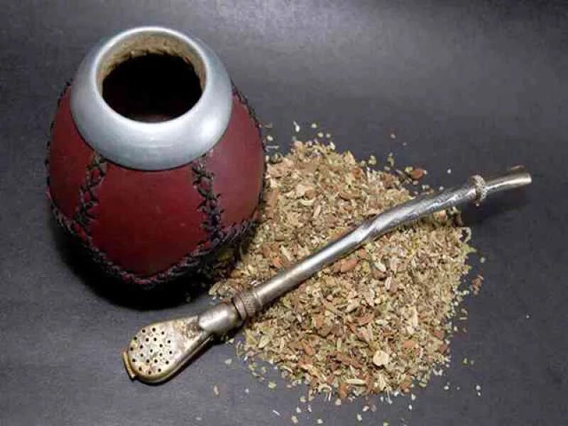 На чем из. Краситель е120 кошениль. Турецкая специя sumac. Мате чай индейцы. На чем из.