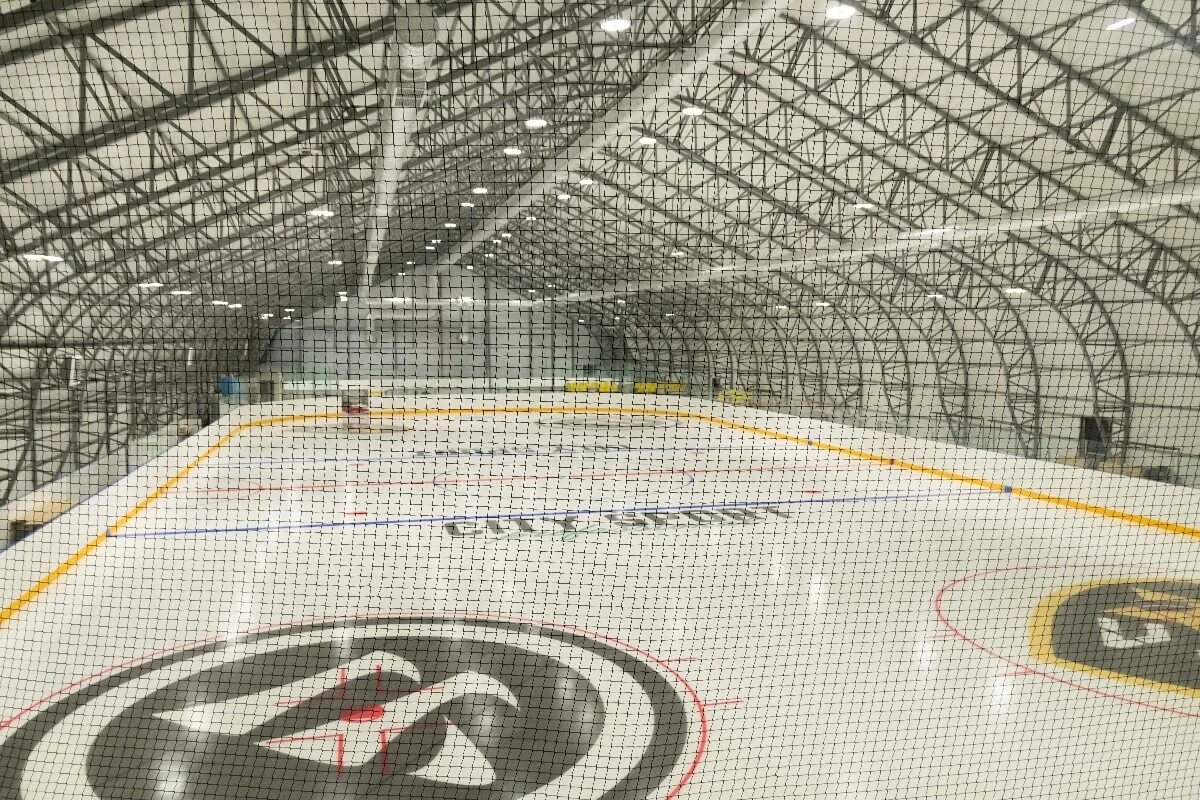 Сити спорт нагатинская каток. Фитзал карачарово. Каток сити спорт. Сити спорт нагатинская. Сити спорт хоккей нагатинская.