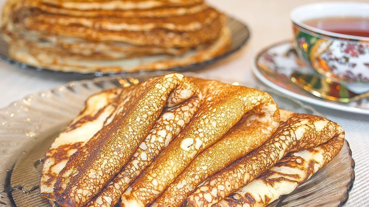 блинчики на живых дрожжах. блины на дрожжах на поминки. постные дрожжевые блины поминальные. блины из пшенной каши.