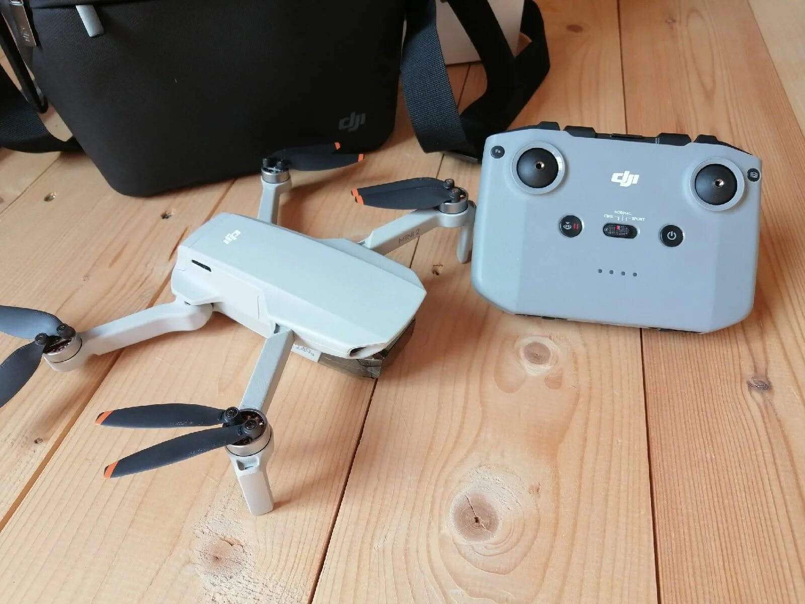 DJI Mini 2 Combo. DJI Mini 2 Fly more Combo. DJI Mini 3 Fly. DJI Mini Fly more Combo.