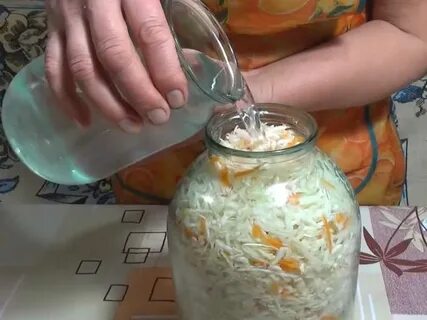 Как заквасить капусту в рассоле в банке