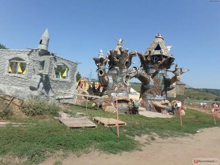 Парк на кудыкиной горе липецкая область. Липецк дракон кудыкина гора. Кудыкина гора (сафари-парк). Парк в липецке кудыкина. Парк кудыкина гора змей горыныч.