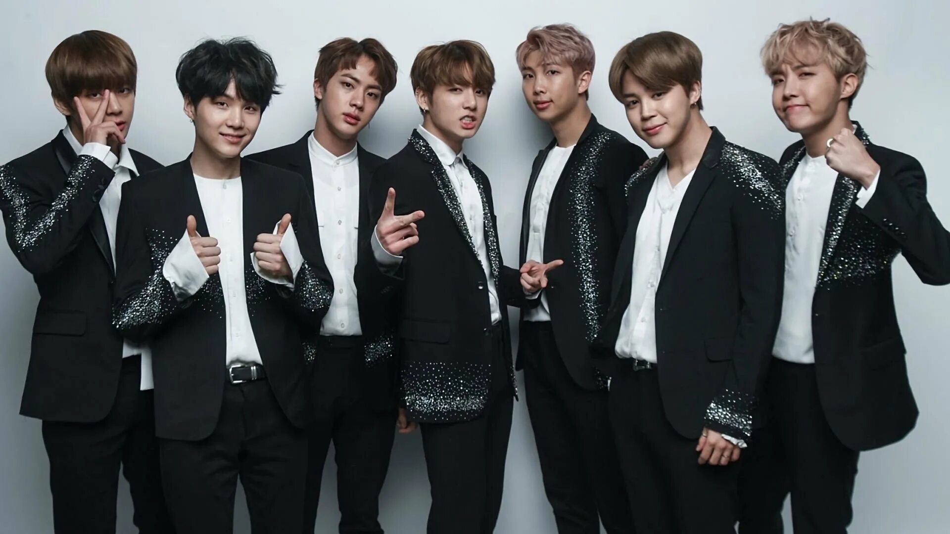 Кей поп группу bts. Bangtan boys. bts группа корея. корейская поп-группа bts. новая группа бтс 2025.