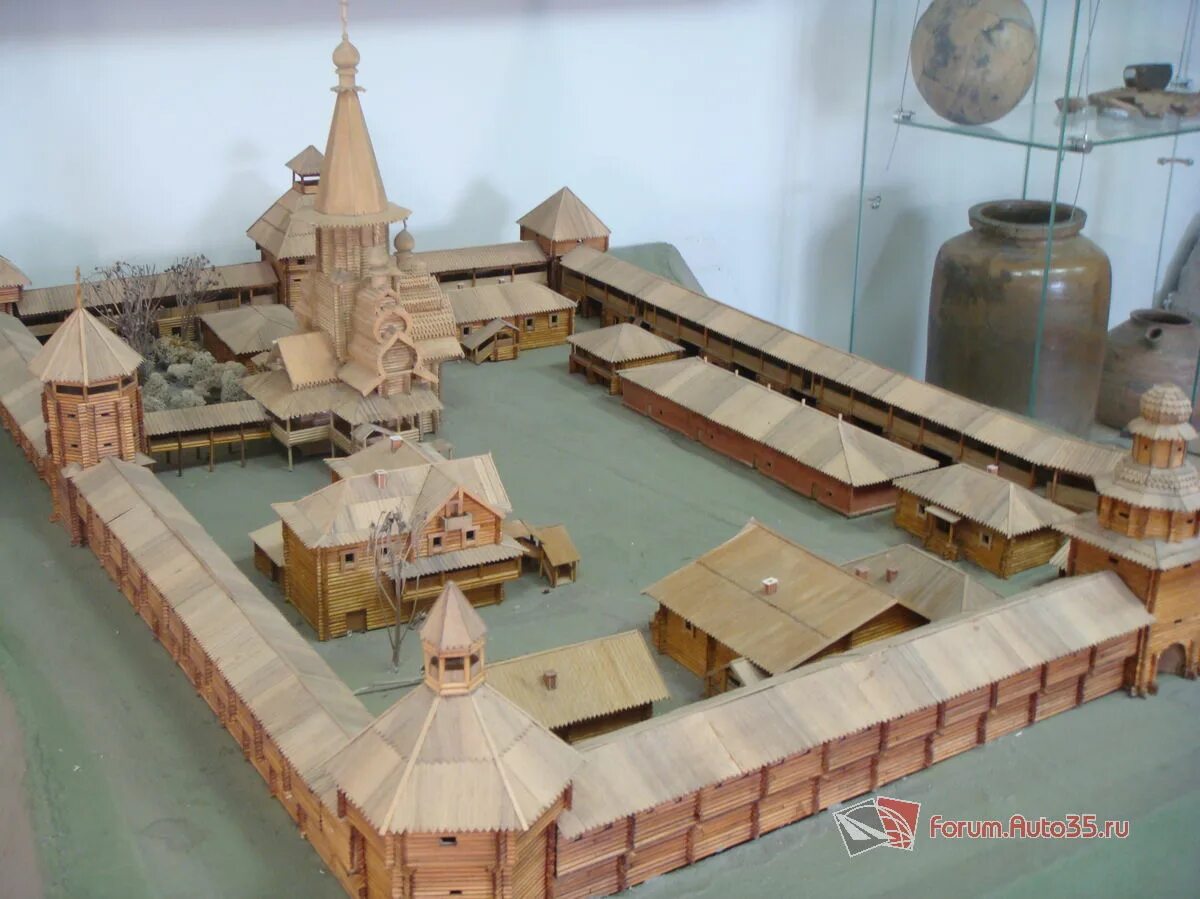 Городище и детинец в древней руси. Белозерский кремль реконструкция. Смоленская крепость смоленск макет. Модель древнерусского города. Сторожевая башня торопец.