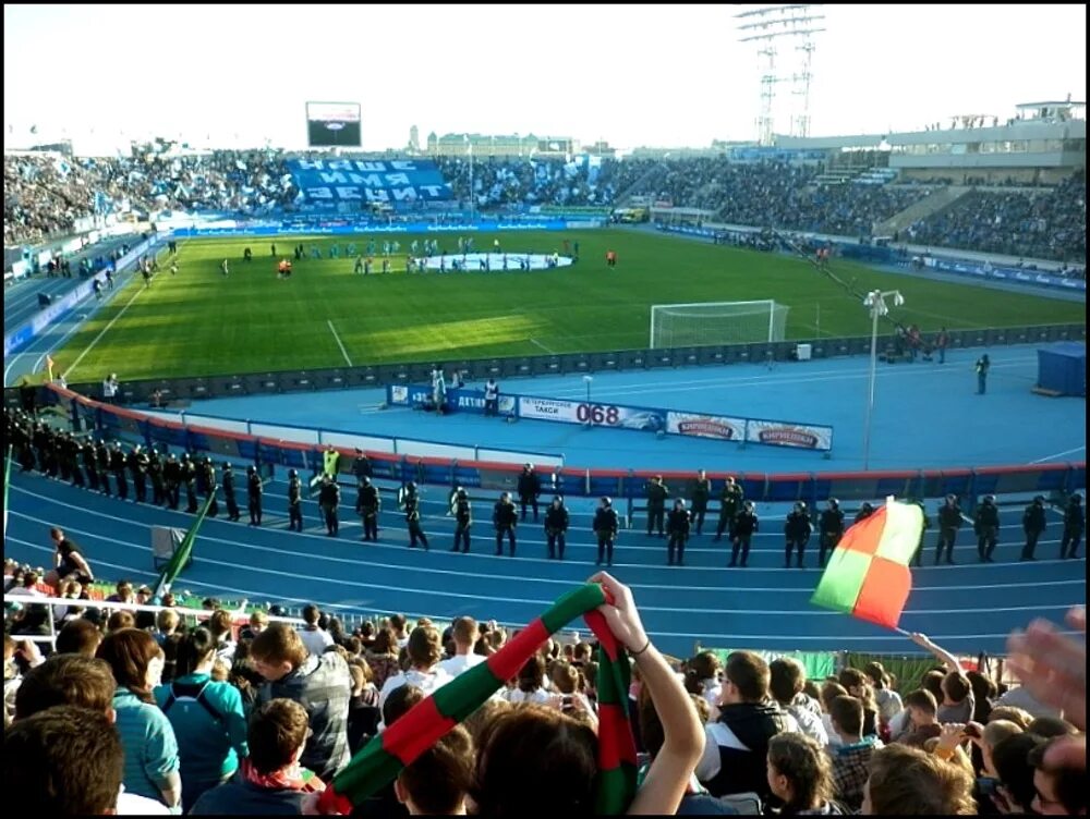 Стадион Петровский Санкт-Петербург. Стадион Петровский 2000 год. Стадион Петровский 17 сектор. Стадион Петровский Санкт-Петербург сектора.