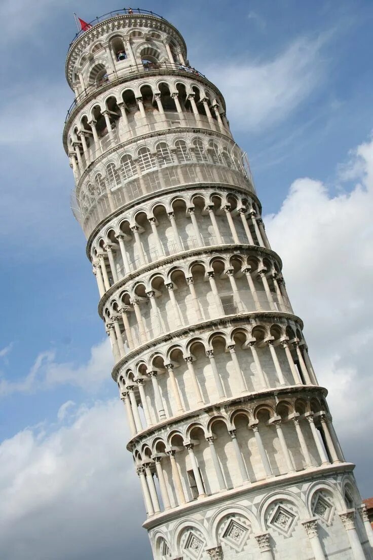 Город где башня. Пизанская башня Италия. Пизанская башня чудо света. Пизанская башня Италия кривая. Пезан Кая башня.