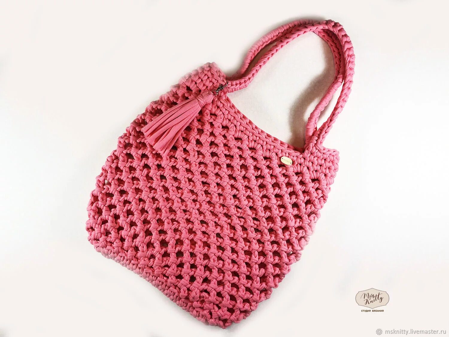 сумка авоська шоппер крючком. связать шоппер крючком из пряжи. связать шоппер крючком из пряжи. вязание сумок. белая вязаная сумка.