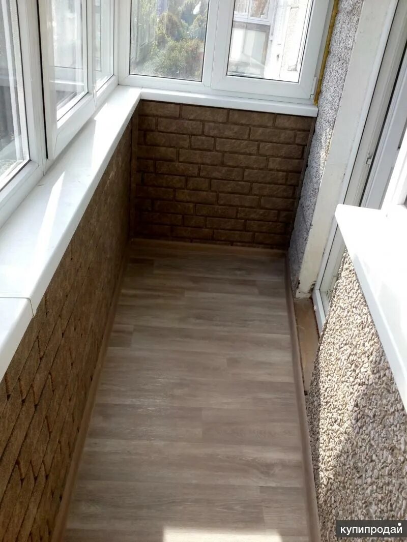 бюджетная отделка балкона. внутренняя отделка балконов и лоджий. остекление балконов. отделка лоджии. отделка лоджии.