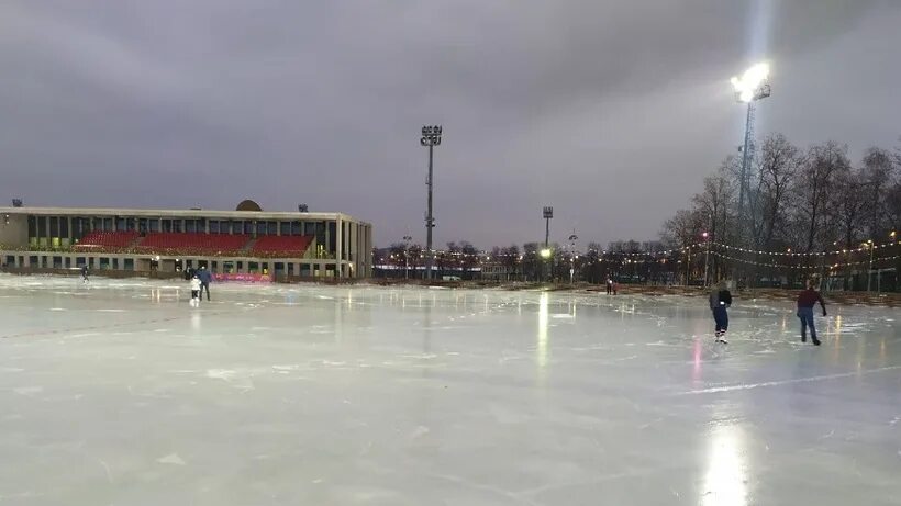 Каток лужники работает. Каток Южный полюс в Лужниках. Каток в Лужниках 2022. Каток Москва Лужники.