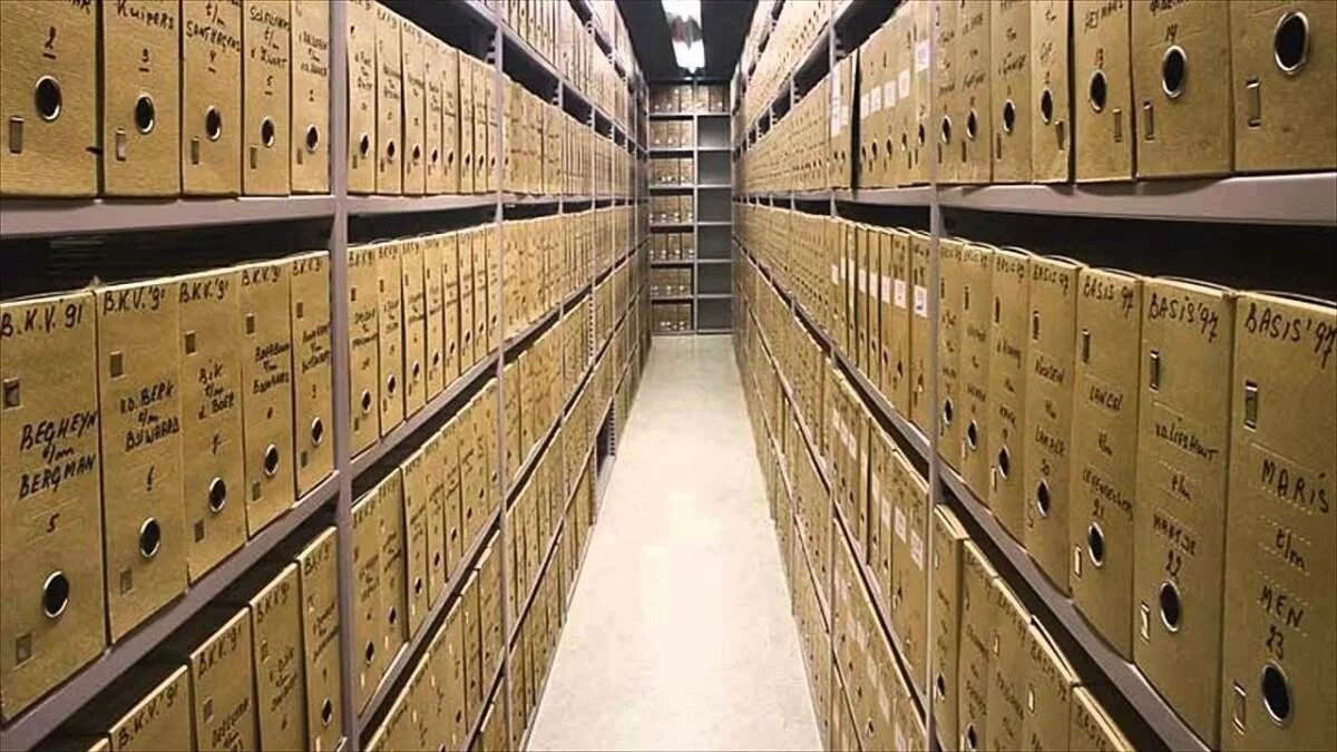 Vtze archive. Архивное хранилище. Хранение документов в архиве. Архивный фонд. Помещения для хранения документов в архиве.