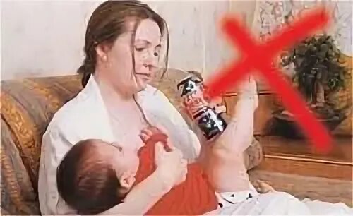 Можно ли пить мамам. Алкоголь и грудное вскармливание. Пьянство при грудном вскармливании. Ребенок пьющей матери. Алкоголь и кормление ребенка.