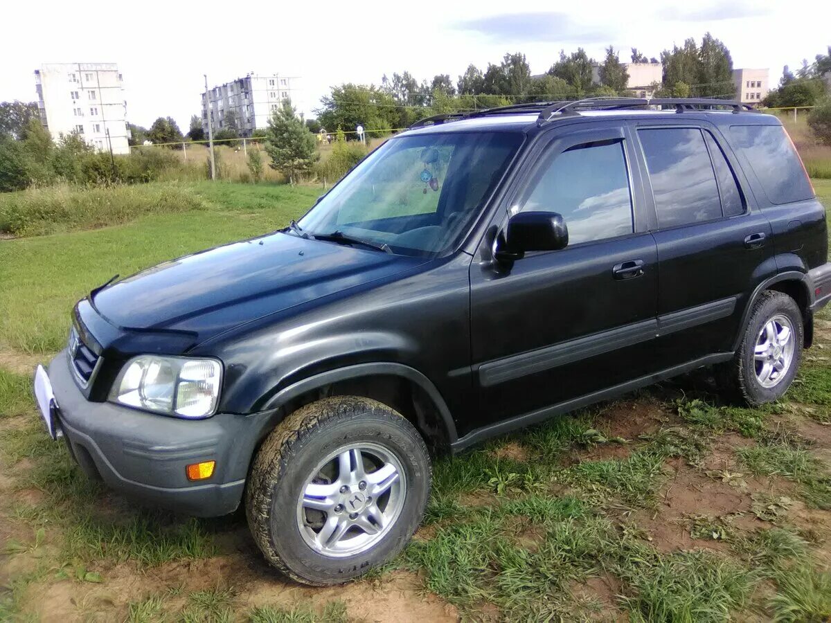 Црв 98 года. Honda CR-V 2001. Honda CRV 2001. Honda CRV 2001 года. Honda CRV 2001 черная.