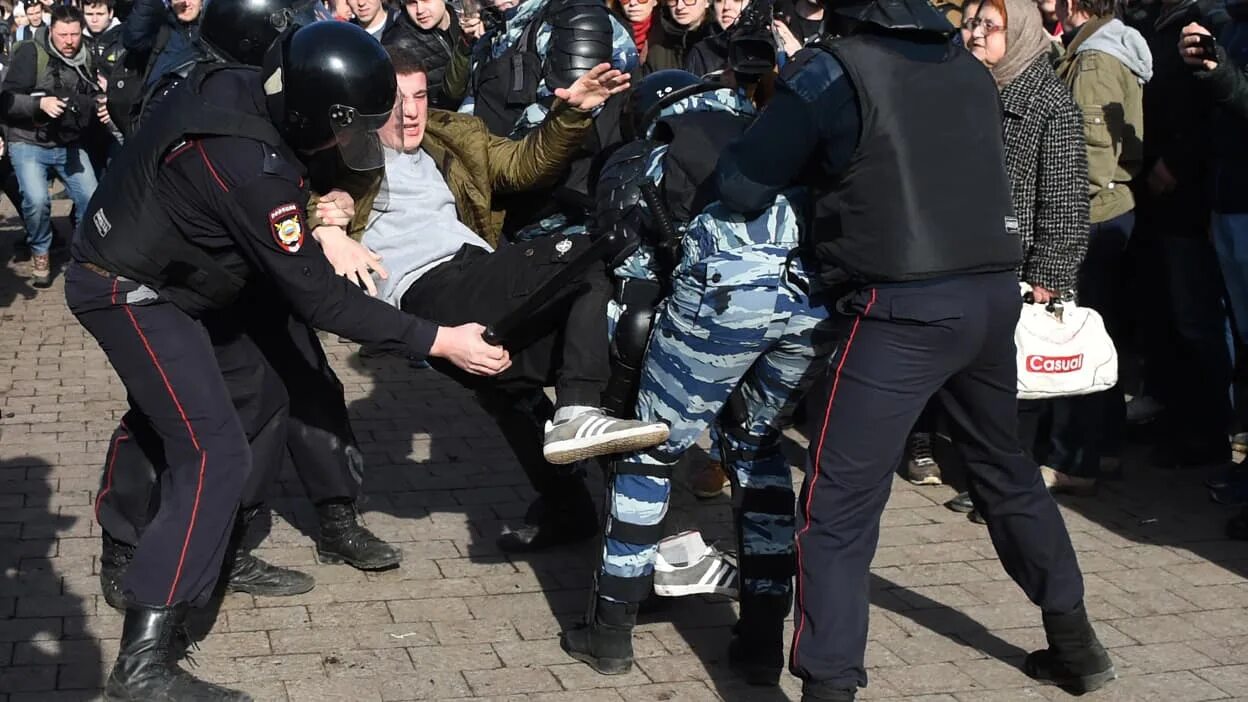 Police corruption Russia. Митинг отчет