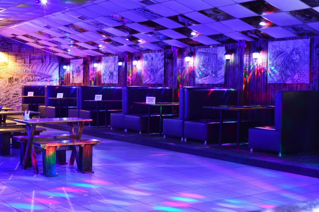 кирова 47 4. кирова 47 4. бар паб vegas. кафе столик пятигорск. кирова 47 омск.