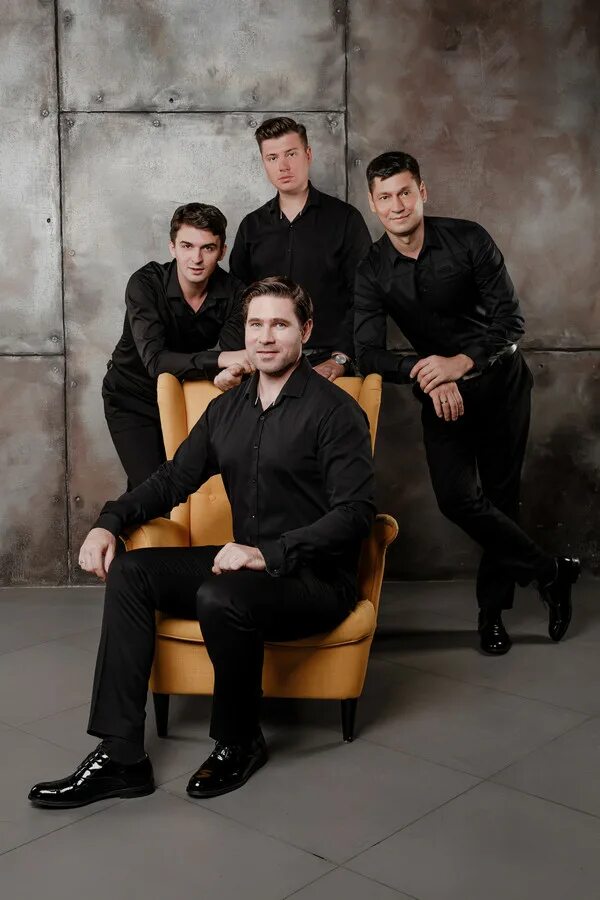 Квартет адажио краснодарская филармония состав. Квартет адажио. Ансамбль адажио. Квартет адажио краснодарская филармония. Ансамбль адажио филармония краснодар.