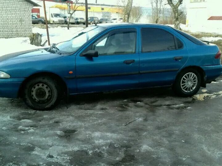 Форд мондео 1.6 купить. Ford Mondeo 1.8 МТ, 1995,. Ford Mondeo 1.8 МТ, 1993. Форд Мондео 1993 1.8 бензин. Ford Mondeo 1993.