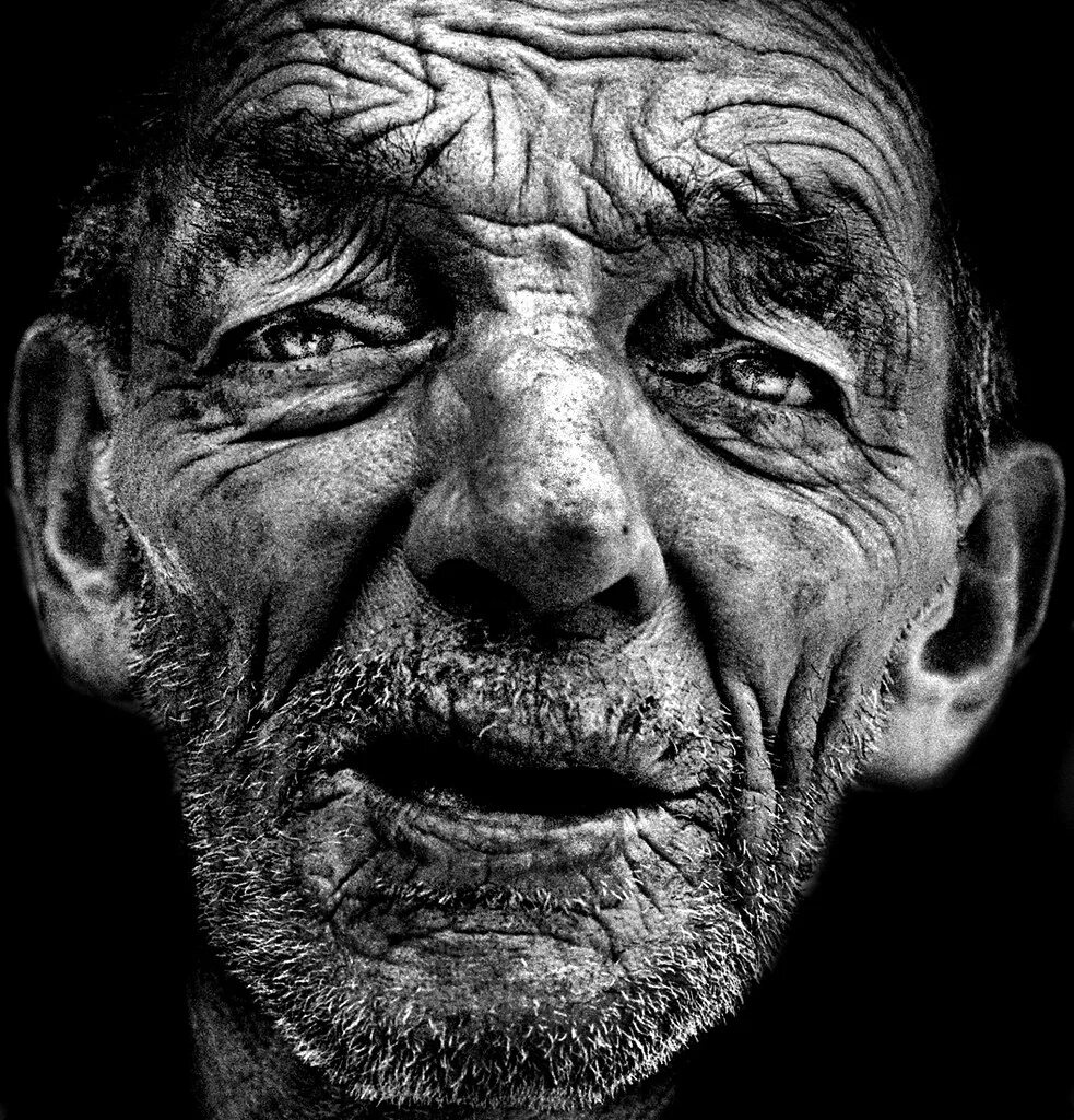 Старый мужчина лицо. Лицо старика. Морщинистый старик. Портрет старика. Морщинистое лицо мужчины.