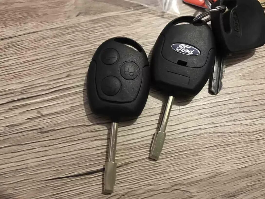 Ключ зажигания форд мондео 2. Ключ ford transit. Ford focus 2 ключ зажигания. Изготовление ключей форд. Изготовление ключей форд.