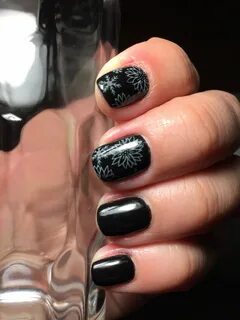 Черный лак под