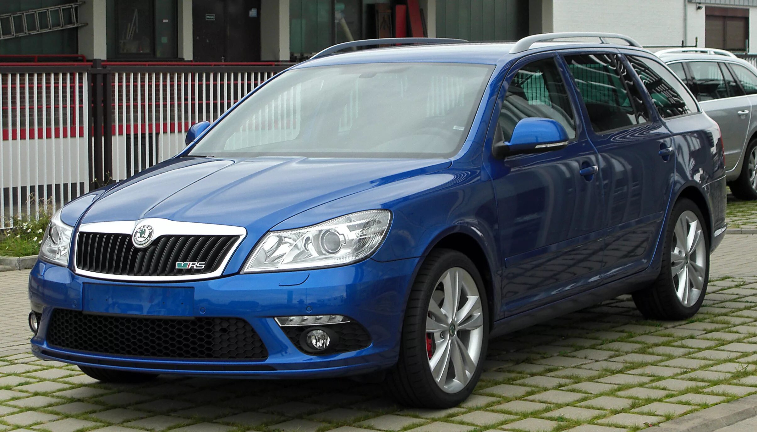 Skoda octavia rs 2.0 tdi. Skoda Octavia Combi 2. Škoda Octavia Combi RS.