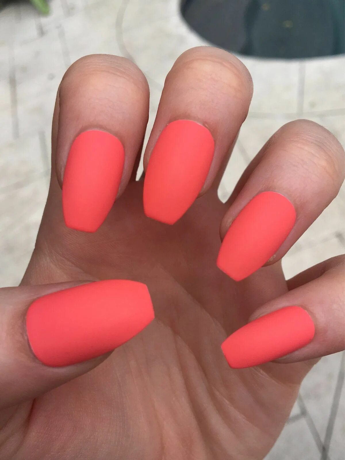 коралловые ногти. фото коралловых ногтей. фото коралловых ногтей. маникюр в коралловых тонах. маникюр кораллового цвета.