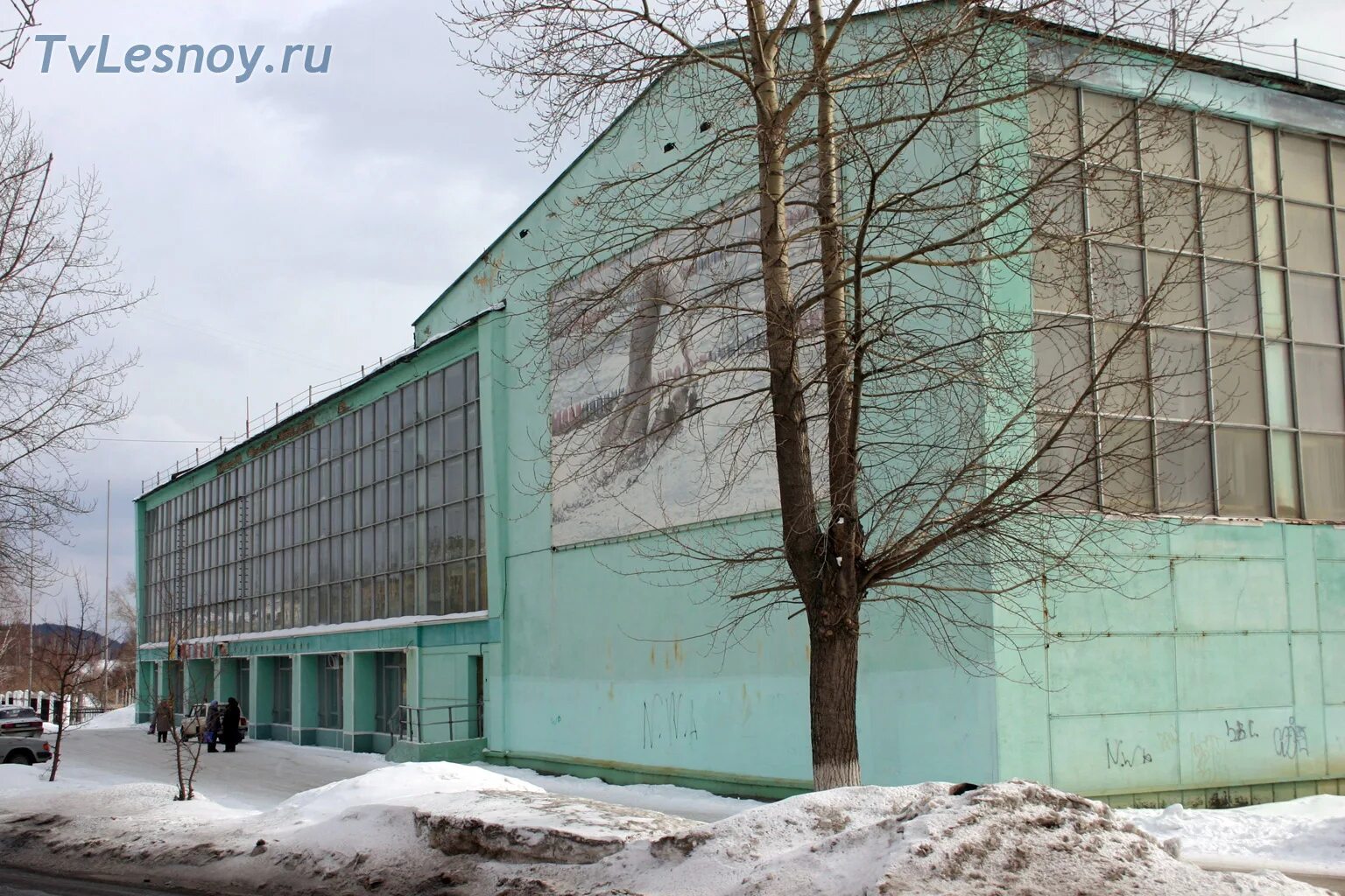 Спорткомплекс факел лесной свердловская область волейбол. Бассейн факел город лесной свердловской области. Факел лесной. Бассейн факел г лесной. Факел лесной.